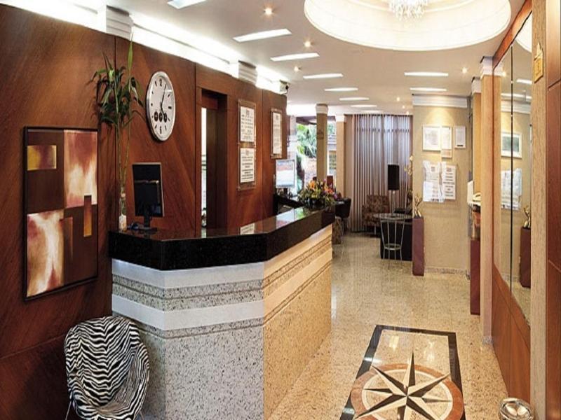 Lira Hotel Curitiba Exterior foto